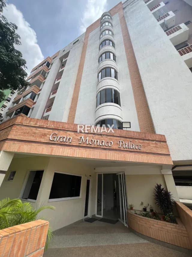 Apartamento en Gran Mónaco Palace data nueva,ideal para diseñar a tu gusto o como excelente opción para alquiler por su ubicación estratégica Agua blanca Valencia estado Carabobo