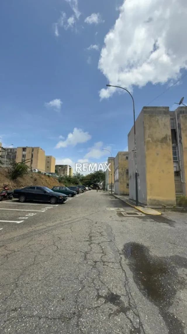 Alquiler de Apartamento Urb La Mora Cabudare estado Lara