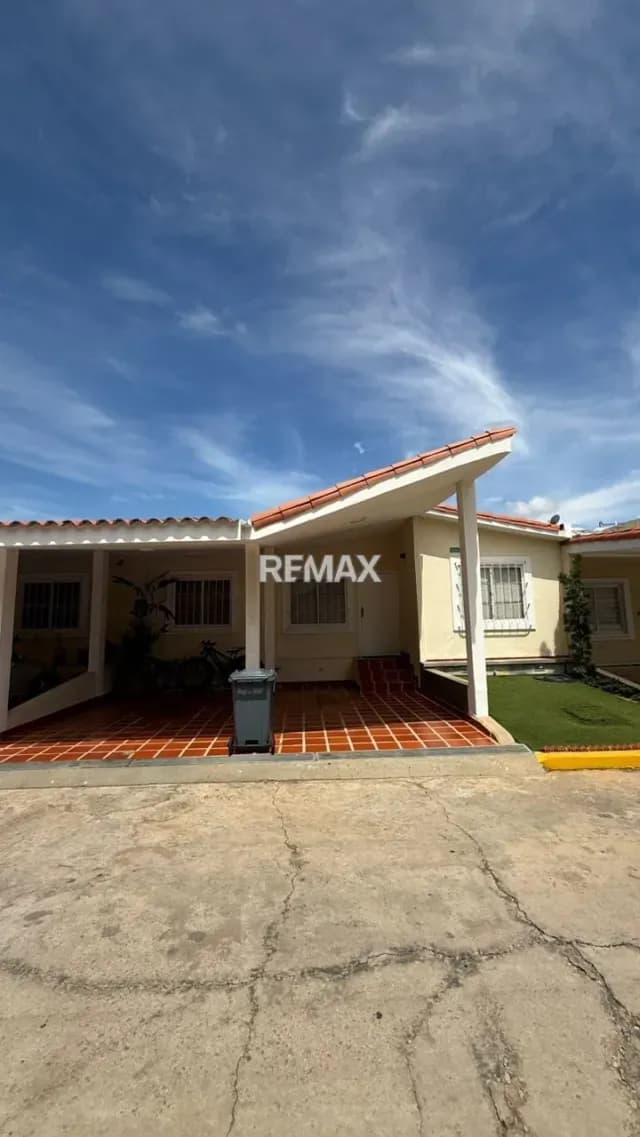 casa en Caminos del Doral. Villa Altos del Doral
