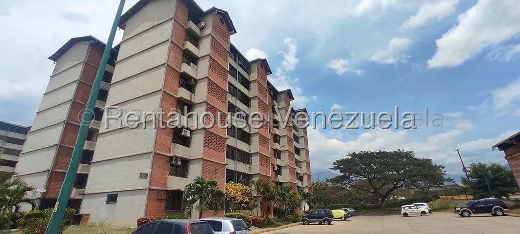 Apartamento (1 Nivel) en Alquiler en Nueva Casarapa, Miranda