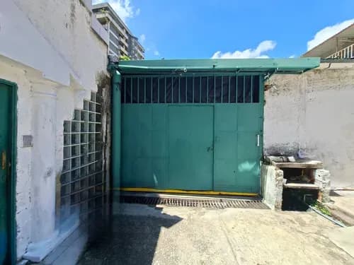 Galpón Comercial En Alquiler De 184mts2