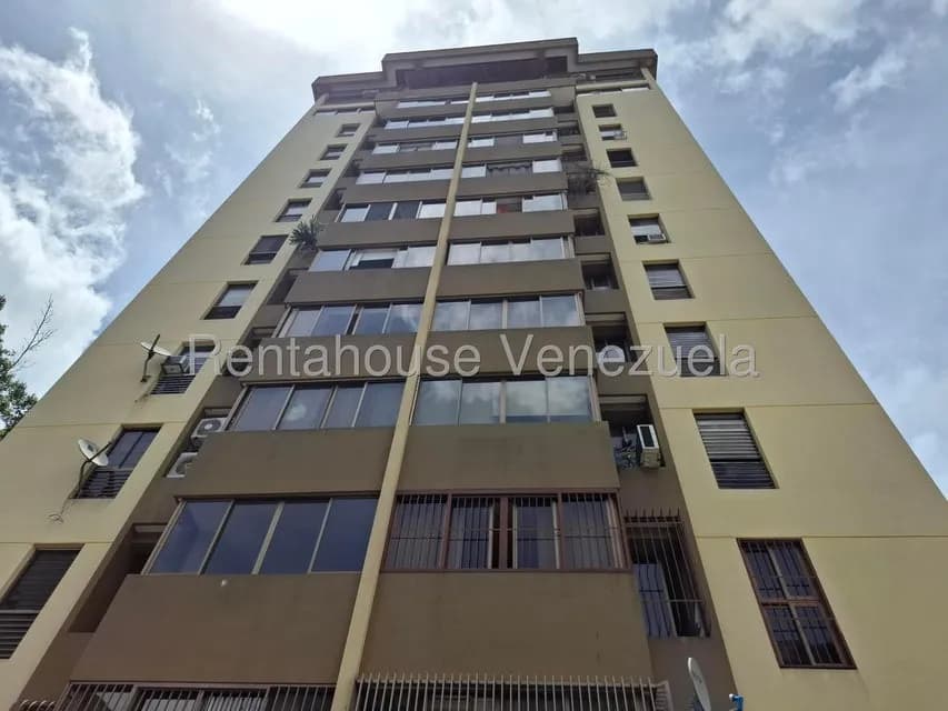 Apartamento (1 Nivel) en Alquiler en Terrazas del Avila, Distrito Metropolitano