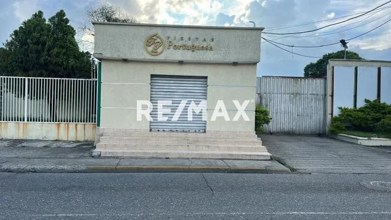 Oportunidad de Inversión Única en la Mejor Ubicación Comercial