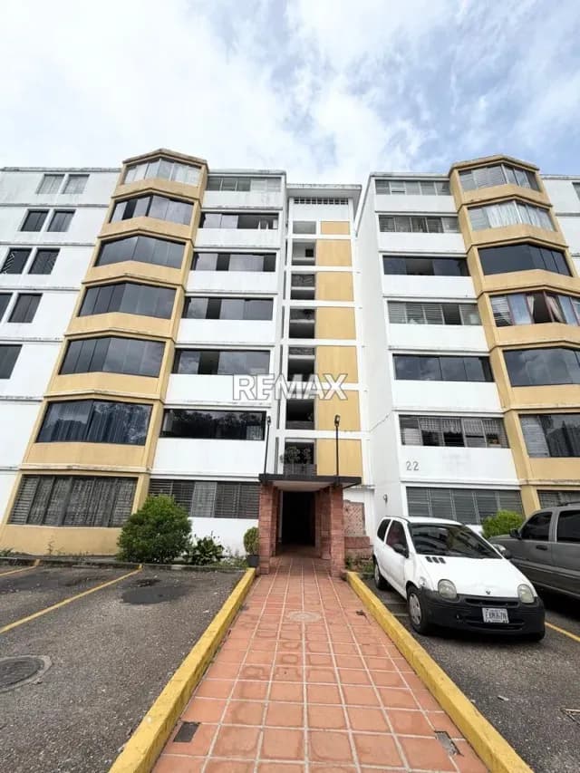 Se alquila Apartamento: CONJUNTO RESIDENCIAL JIRAHARAS Pueblo nuevo