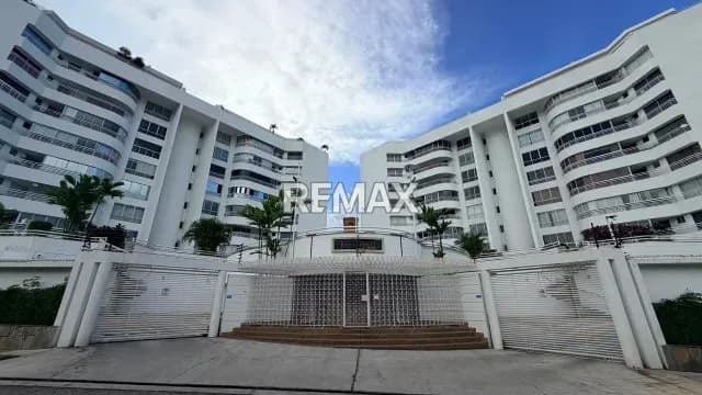 APARTAMENTO EN ALQUILER PREBO II 264 MTS PLANTA 100% POZO DE AGUA