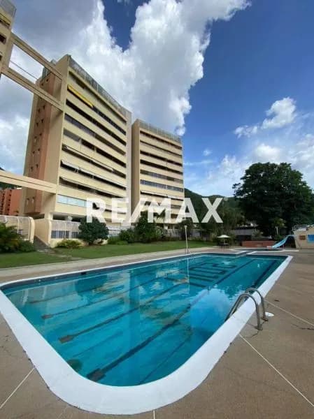 Venta de Penthouse Resd. 2014- Piedras Pintadas 351M2