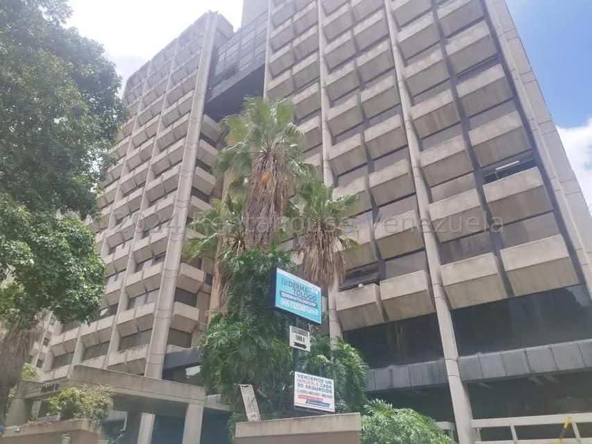 Comercial (Oficina) en Venta en Santa Paula, Distrito Metropolitano