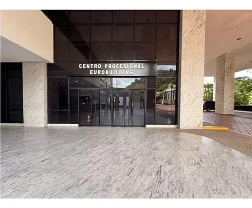 Se Alquila Oficina 2000m2 4b/2p Chuao