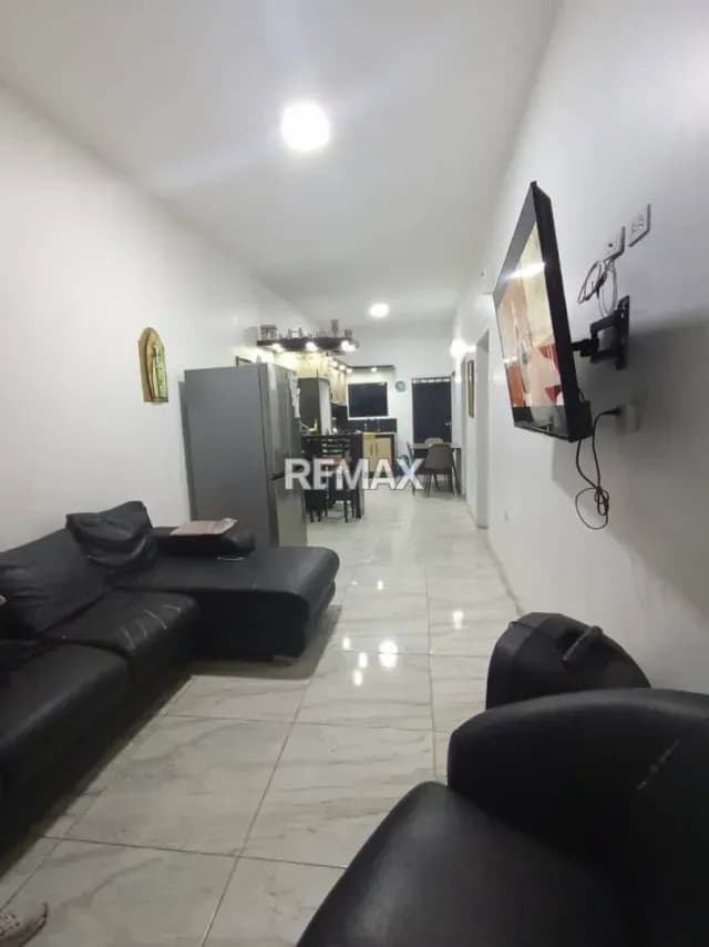 Casa Comercial