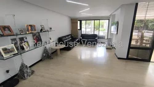 Apartamento En Venta En Alta Florida Con Vigilancia Privada 24 Horas, Planta Eléctrica Y Amplios Espacios Internos