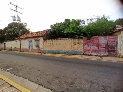 Vendo Casa En Centro De Guacara, Calle Mariño. (mtam)