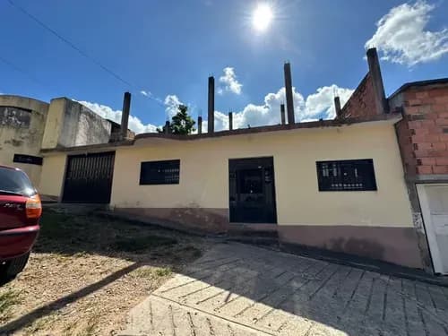 Casa En Venta Urb Los Ángeles, Av Rotaria San Cristóbal Mg491