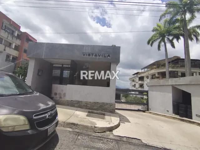 APARTAMENTO EN VENTA URB MIRANDA