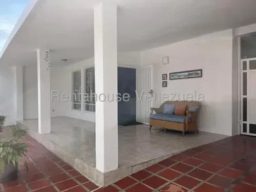 Casa En Venta Urb Residencias Palo Negro Maracay (pozo De Agua) 26-14772 Avel