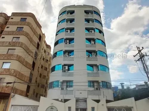 Cf Espectacular Apartamento En Urb. El Bosque En Zona Exclusiva De Maracay A La Venta!! Listing 25-13879