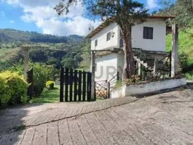Venta Casa de Campo y Granja en Cordero Sector los Ranchos