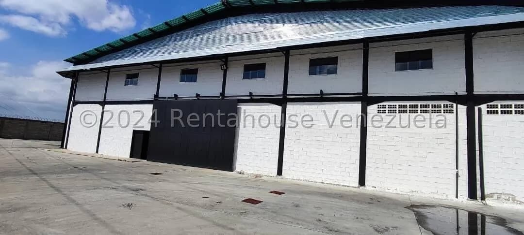 Comercial (Galpon - Deposito) en Venta en Mariche, Distrito Metropolitano