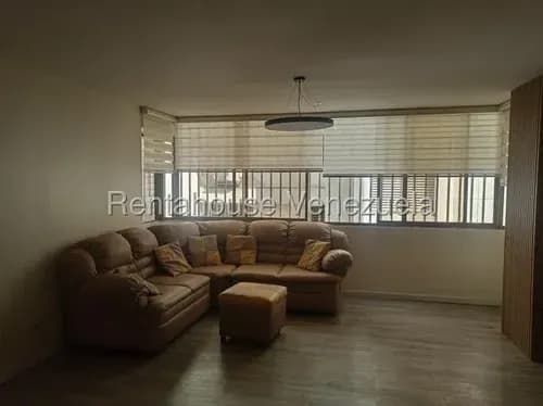 Apartamento En Alquiler En La Florida, Mls 26-22298