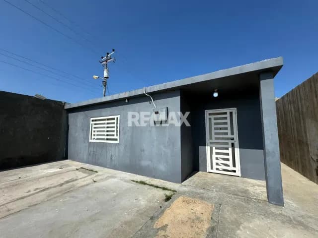 Casa En Venta, Puerta Maraven, Conjunto Cerrado, municipio Carirubana Estado Falcon