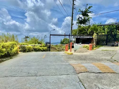 Casa Oripoto Altos Guayabitos 110 M2 Const, 276 M2 T. 3hab, 2 B, 5 P/e Acropolis Ch