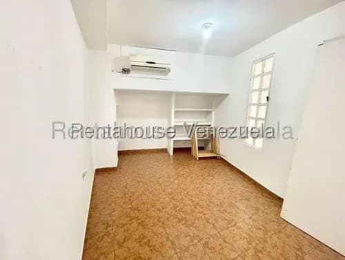 Milagros Inmuebles Local Alquiler Barquisimeto Lara Zona Centro Economica Comercial Economico Código Inmobiliaria Rent-a-house 26-14135