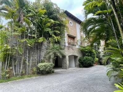 La Floresta exclusiva casa en venta