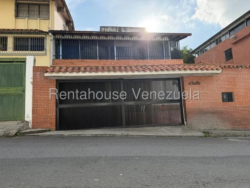 Casa (Duplex) en Venta en Colinas de Bello Monte, Distrito Metropolitano