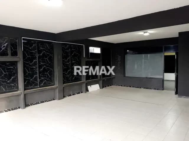 Alquiler Local Comercial Avenida Gran Mariscal, Cumaná Estado Sucre.