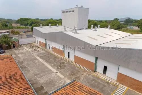 Galpon Industrial En Venta Urb Jardines De Cagua 26-17031 Gjg