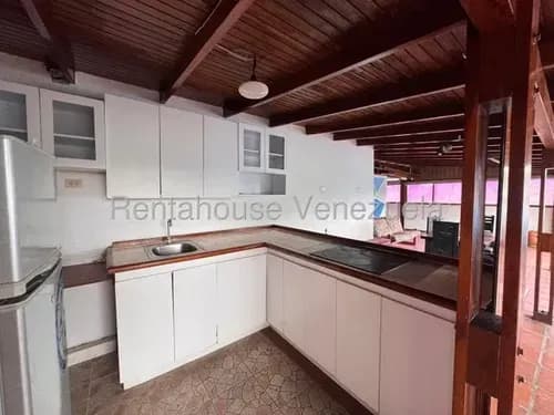 Je - Apartamento En Alquiler - Guaicay - Mls 26-18422
