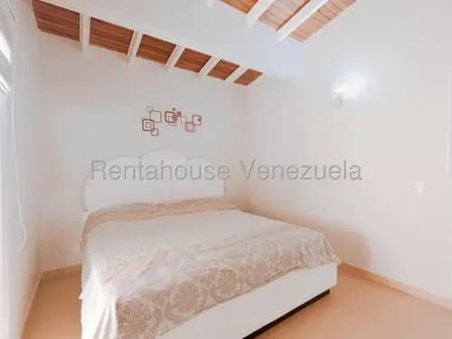 Erika Armeya Vende, Casa En La Urb. Roca Del Valle De Cabudare. Flex: 26-13666