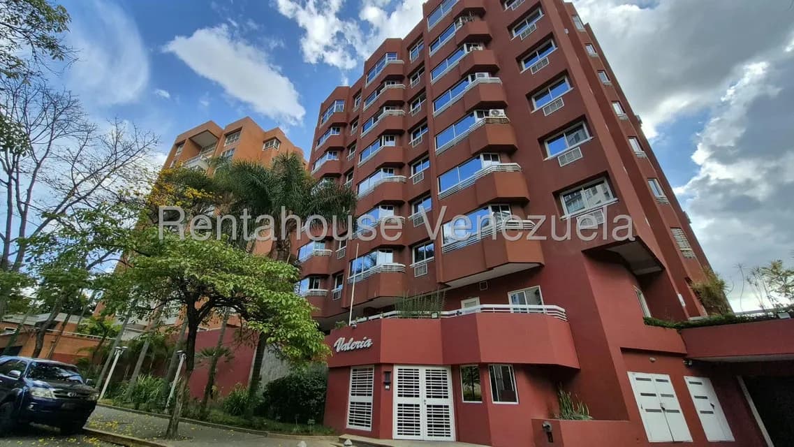 Apartamento (1 Nivel) en Alquiler en El Rosal, Distrito Metropolitano