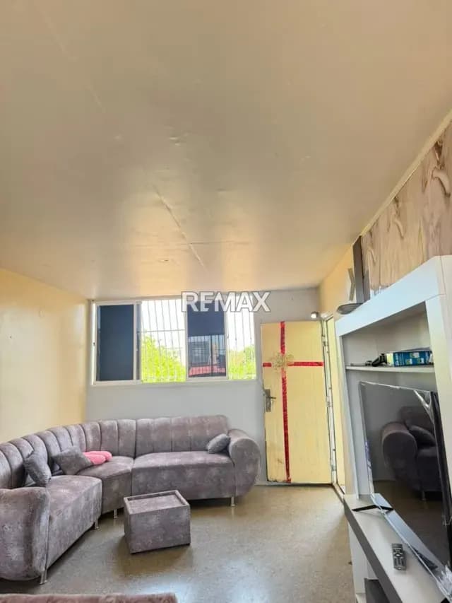 APARTAMENTO EN RAUL LEONI