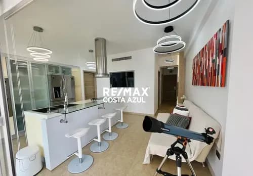 En Venta Espectacular Apartamento En Edificio Con Marina Yacht Club