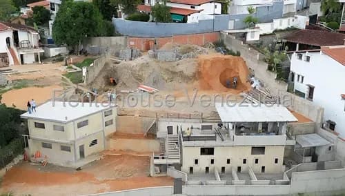 Terreno En Venta En Prados Del Este 3381 Metros Caracas Angela Tochon