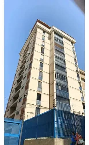 Apartamento En Alquiler Av. Las Palmas La Florida Caracas