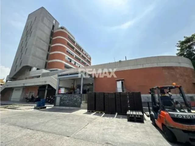 Se Alquila Edificio Comercial 3500 M2 6 pisos Santa Mónica
