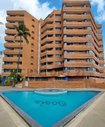 Comodo Apartamento En Alquiler En Residencia Oasys . Dentro De La Mensualidad Esta Incluido Solo El Condominio