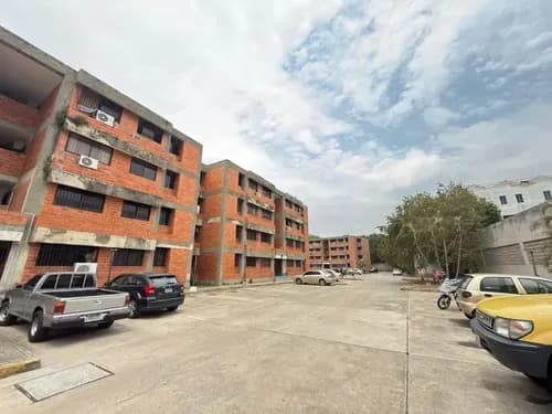 Om/ Sky Group Platinum Vende Apartamento En Residencias Bayona, Naguanagua, Los Guayabitos