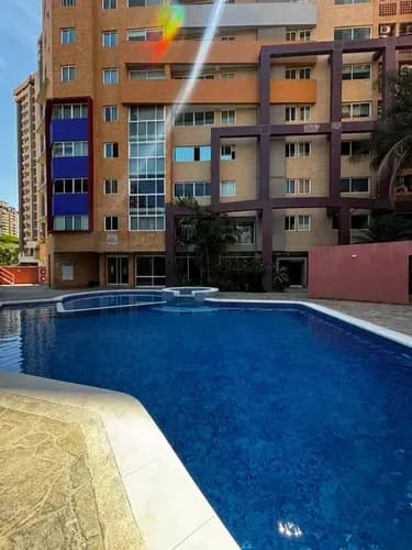 Apartamento En Venta Valencia Urb La Trigaleña, Res. Portales De Shalimar, Agua De Pozo, Planta Eléctrica 100%, Gimnasio, Vigilancia 24/7 (mer)