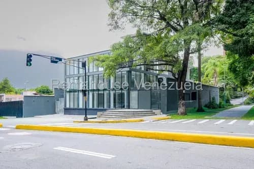 Nb Local Comercial En Alquiler En Chuao Nuevo Y A Pie De Calle 26-20010