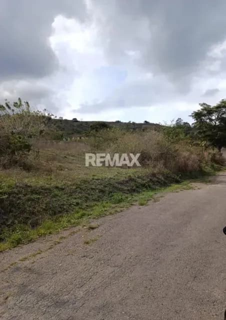 En venta terreno ubicado en sector san joaquin zorca municipio Cardenas vía peribeca