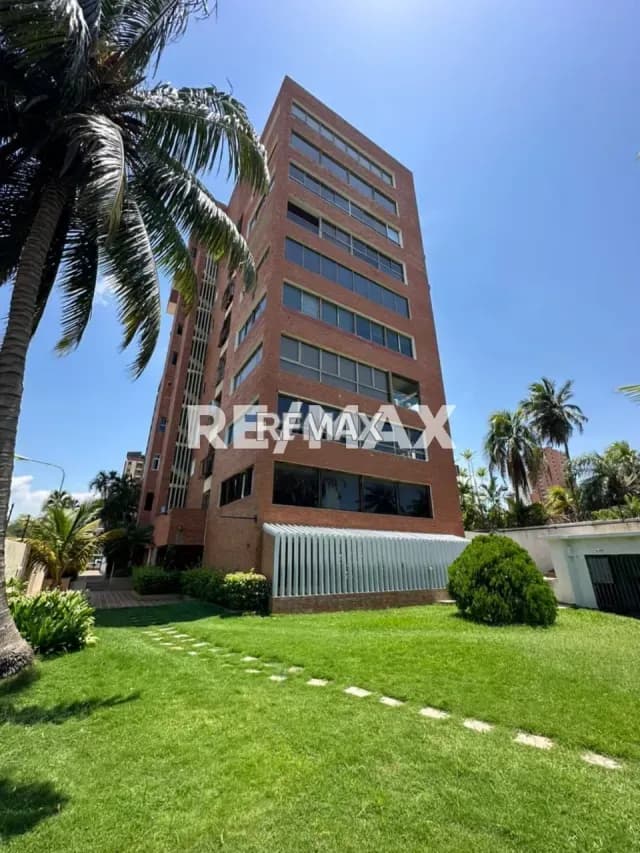Penthouse en Venta Av. El milagro