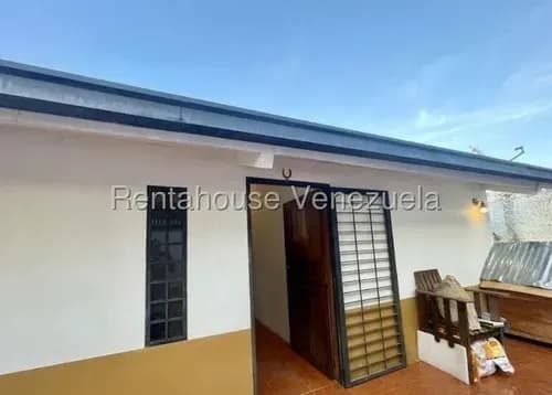 Leandro Manzano Casa En Venta,colinas De Caicaguana Mls #26-20162