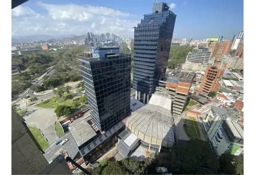 Se Alquila Oficina De 52 M2 En Plaza Venezuela Torre Phelps