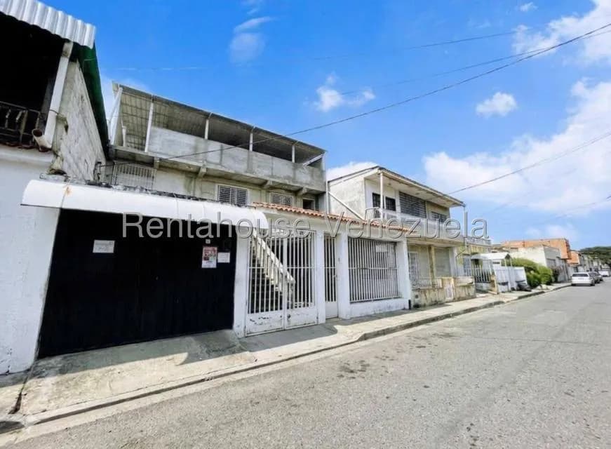 Apartamento (1 Nivel) en Alquiler en La Coromoto, Aragua