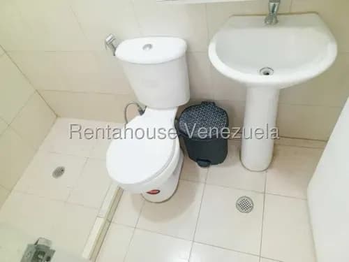 # 26-18956 Alquiler Local Comercial Para Oficina O Spa Con Servicios Incluidos Centro Barquisimeto,lara |gm |