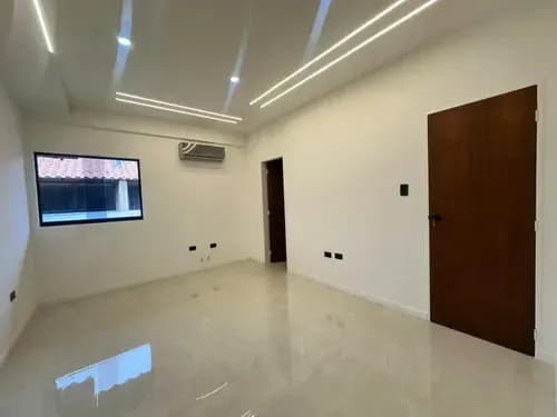 Townhouse Mañongo Res Alto Saman 216m2 - A Estrenar Con Pozo (solo Clientes) Kp-frs