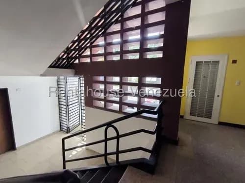 Apartamento En Venta En Guaparo Valencia Carabobo Codigo 26-17731