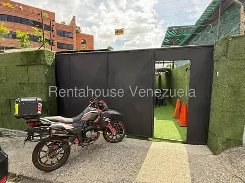 Casa De Uso Comercial En Venta En Sebucán Lj 26-21355